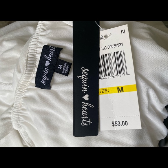 NWT! Off White Romper - Picture 8 of 9